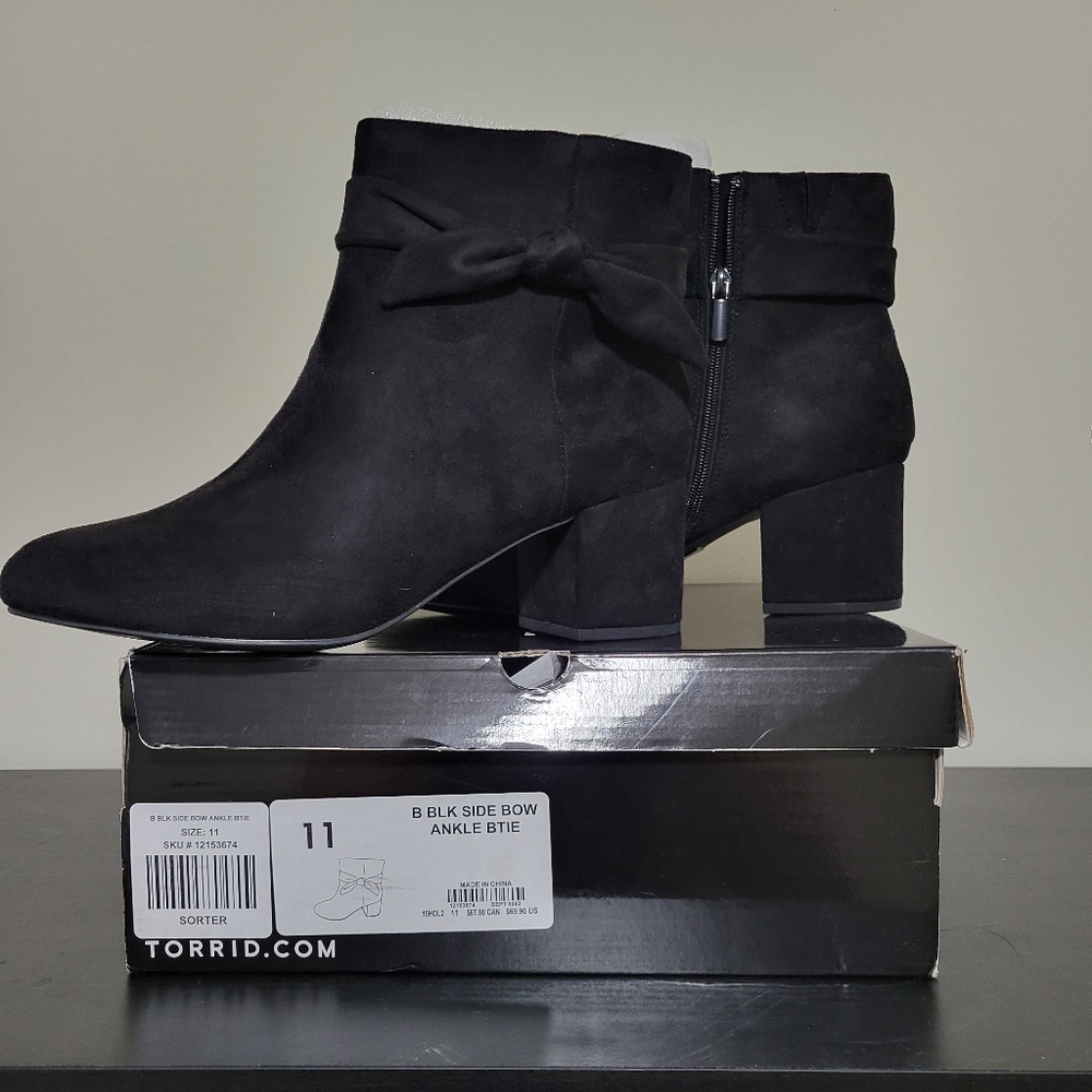 Torrid Ankle Boots Size 11W Black